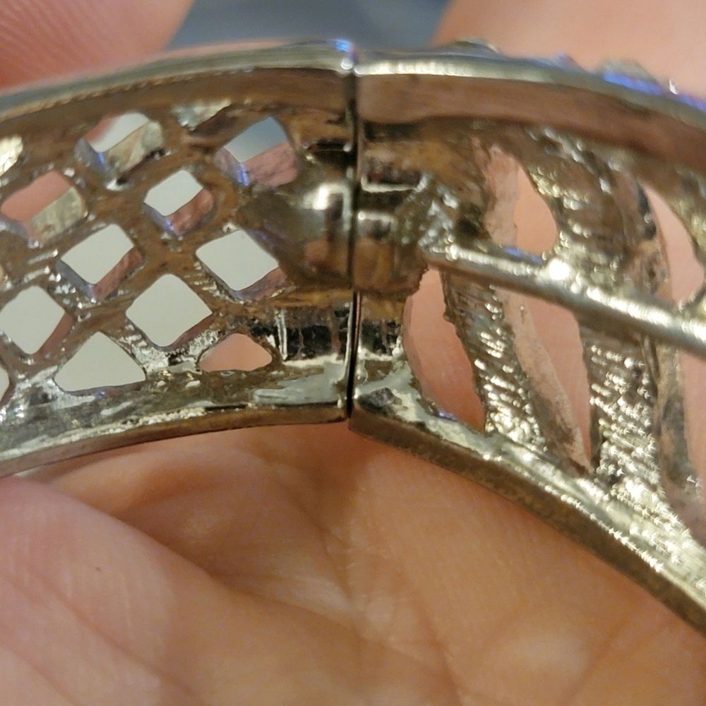 Vintage Chunky Silver Tone Rhinestones Zirconia Hinged Cuff Lattice Bracelet - Picture 11 of 14